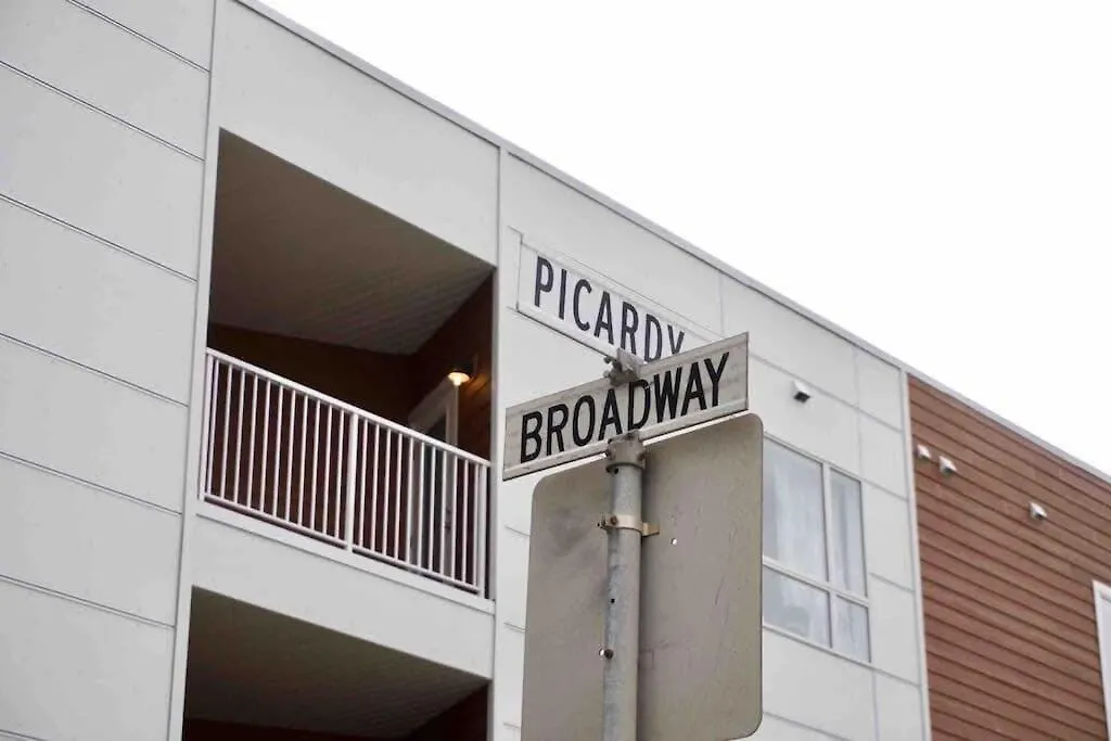 Gorgeous Modern 2Bd Condo Heart Of Wpg Coffee Location Vinnipeg 0*,  Kanada