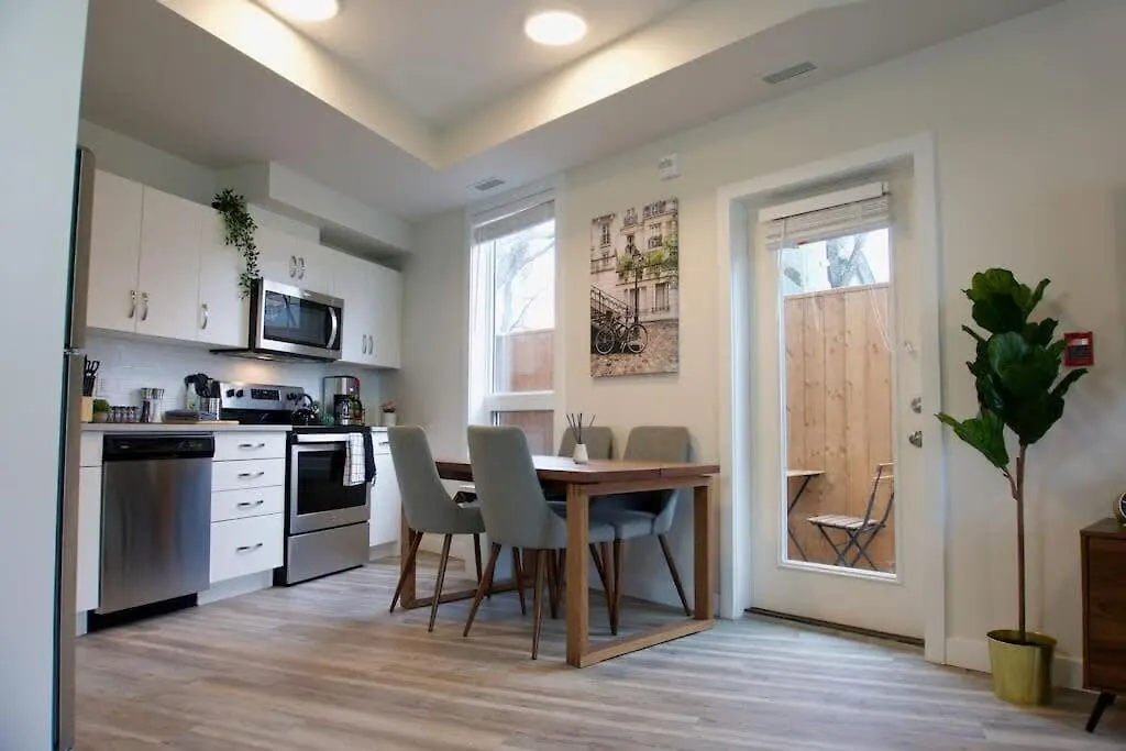 Gorgeous Modern 2Bd Condo Heart Of Wpg Coffee Location Vinnipeg